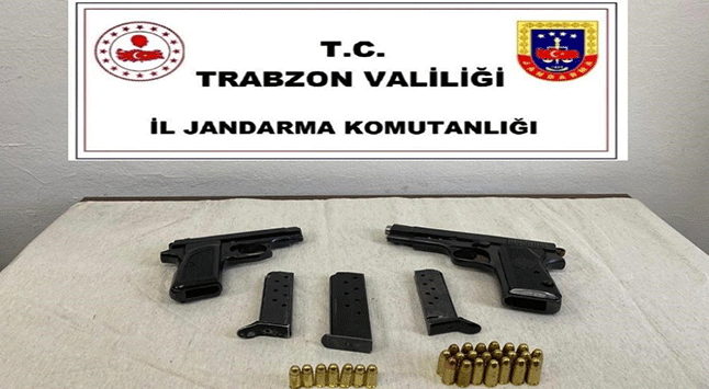 Trabzon'da Gazinin AracÄ±nda Silah Mermi ve Bomba Ã‡Ä±ktÄ±